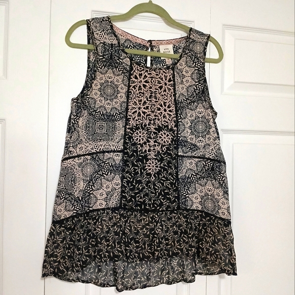 Knox Rose Tops - NWT Beautiful Knox Rose sleeveless blouse, embroidered design, see pic 3
